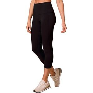NWT ALALA Tilly Crop Legging size Small in Black